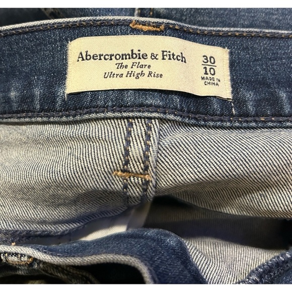 Abercrombie & Fitch Blue Denim Size 30 Ultra High Rise Flare Wide Leg Jeans - Picture 3 of 3